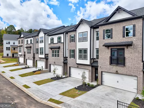 Tucker, GA 30084,5701 Urban Village WAY #33