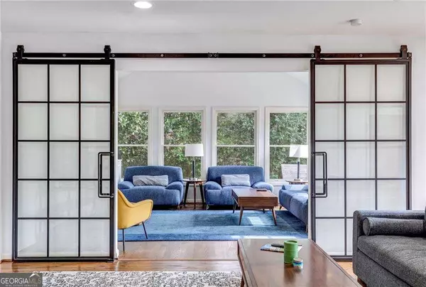 Atlanta, GA 30327,155 Worth DR