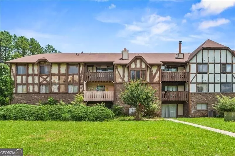 115 Camelot DR, Atlanta, GA 30349