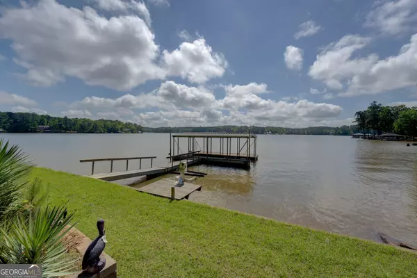 Jackson, GA 30233,185 Crestview RD