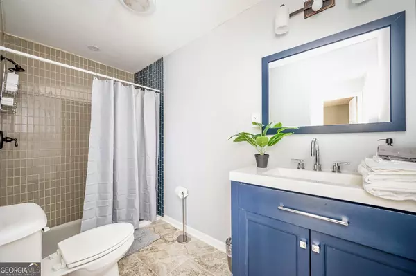 Atlanta, GA 30318,3222 Jamaica RD NW