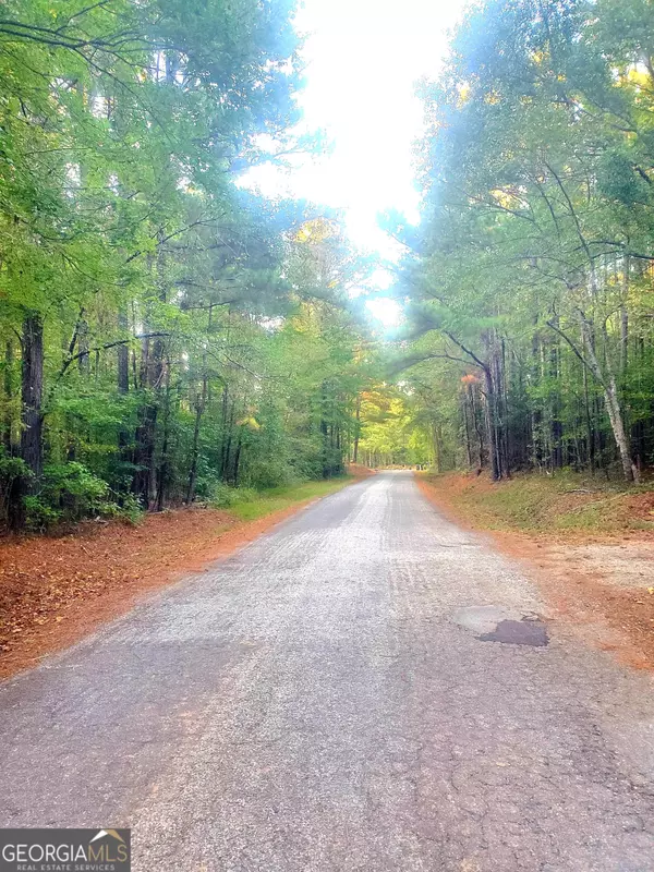 744 Sunset DR, Locust Grove, GA 30248