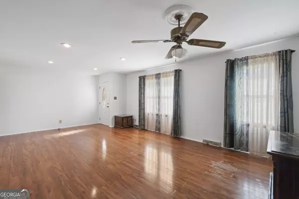 Macon, GA 31211,894 Chapman DR