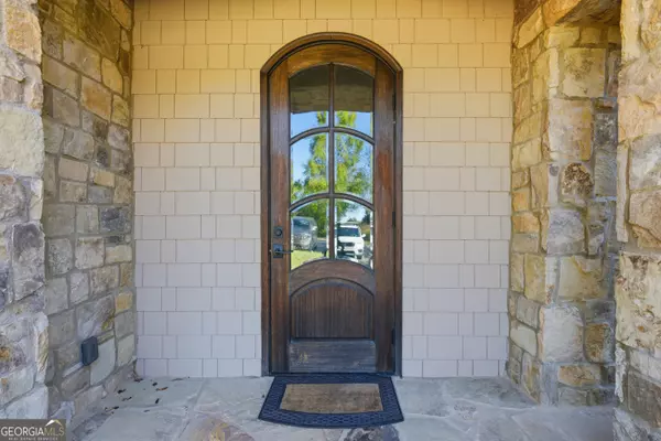 Toccoa, GA 30577,17 Cottage LN #202