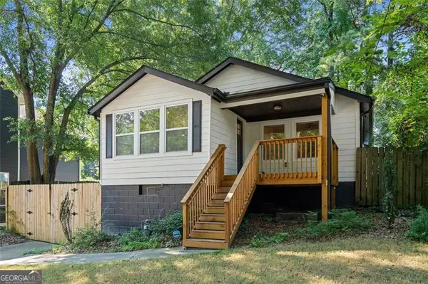 Atlanta, GA 30318,1422 Kennesaw DR