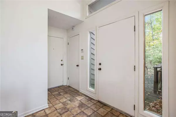 Roswell, GA 30075,175 Spring DR