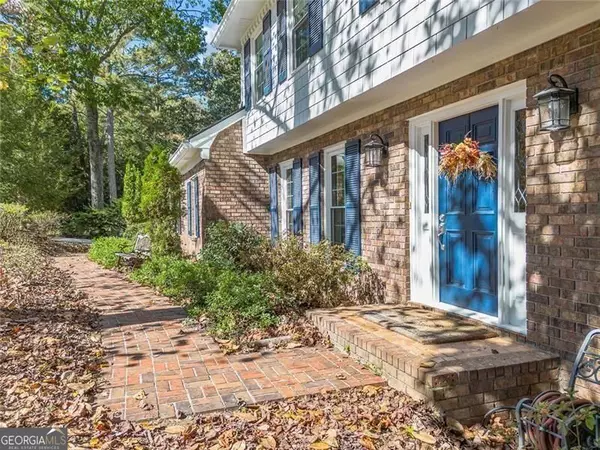 Roswell, GA 30076,1820 Branch Valley DR