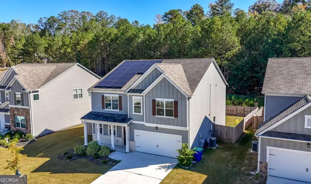 7565 Jennadee DR, Fairburn, GA 30213