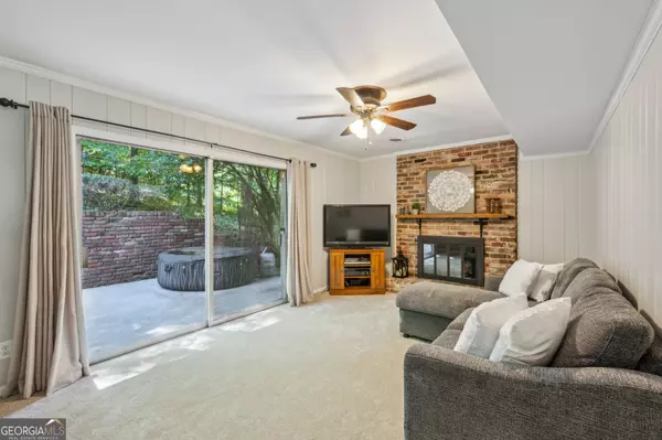 Atlanta, GA 30319,4372 Ashwoody TRL NE