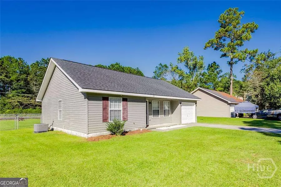 214 Lord Effingham DR, Rincon, GA 31326