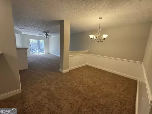 Loganville, GA 30052,222 Tara Commons DR #222