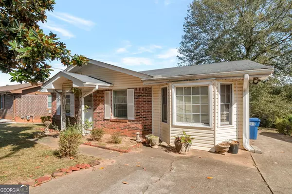 163 Wood CIR, Winder, GA 30680
