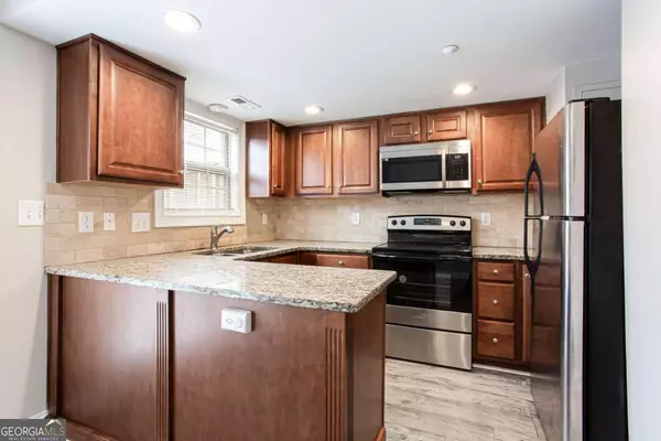 Smyrna, GA 30080,7 Villa CT SE