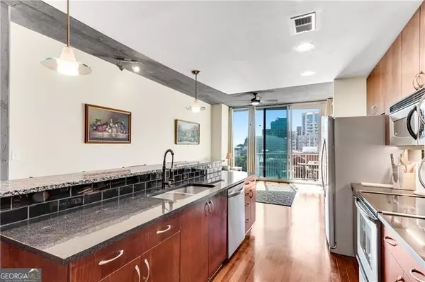 Atlanta, GA 30308,860 Peachtree ST NE #804