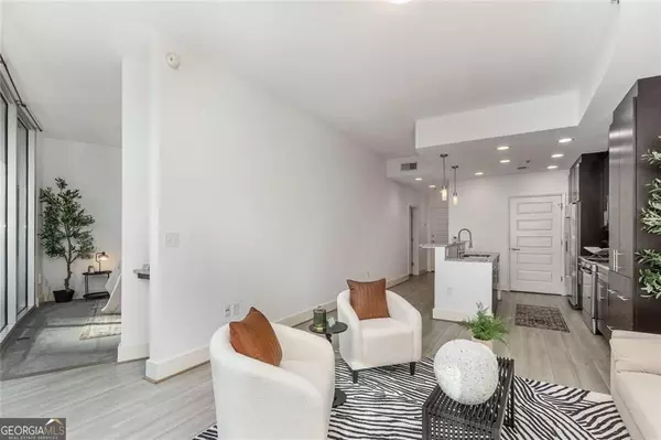 Atlanta, GA 30309,1080 Peachtree ST NE #1006