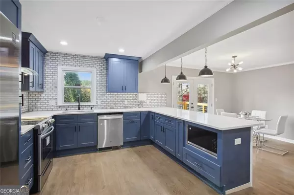 Decatur, GA 30033,892 N Superior AVE