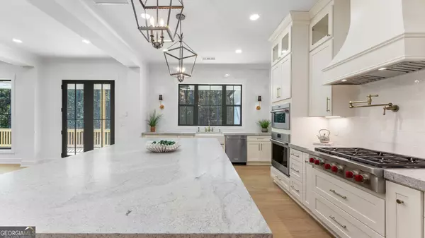 Ball Ground, GA 30107,165 Highlands Chase