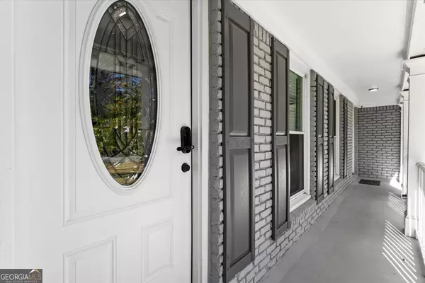 Atlanta, GA 30338,1888 PEELER RD