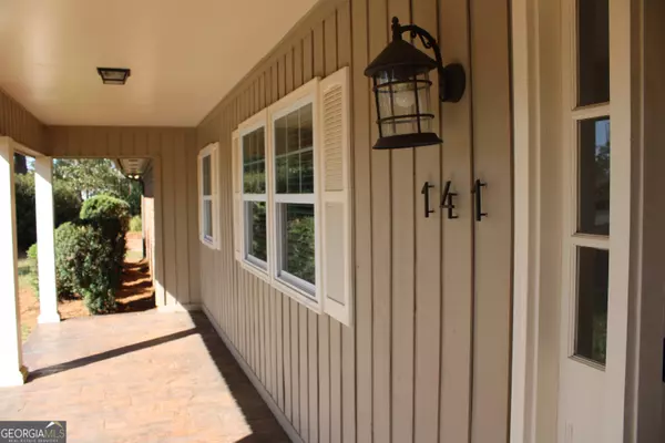 Lyons, GA 30436,141 Nelson AVE