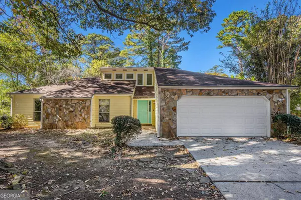 2901 Carrousel CT, Stone Mountain, GA 30087