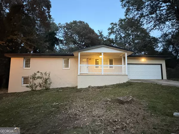 Warner Robins, GA 31093,111 Hawthorne RD