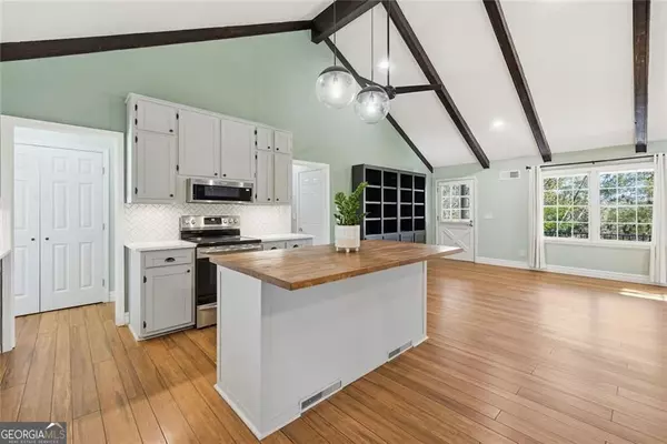 Ellenwood, GA 30294,5833 Little Mountain DR