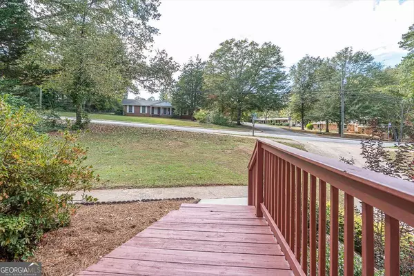 Athens, GA 30605,1025 College Station RD