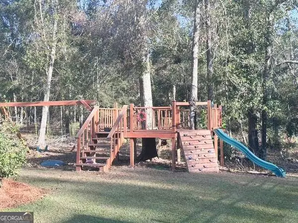 Lyons, GA 30436,328 W Lincoln AVE