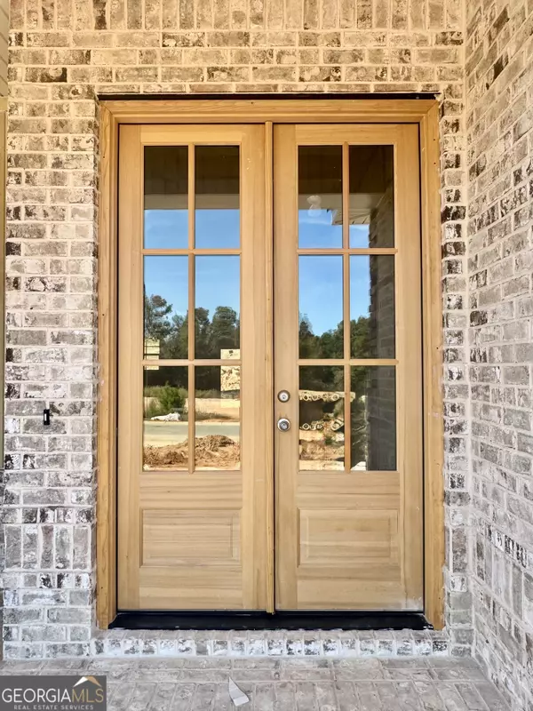 Bonaire, GA 31005,207 Golden Chestnut BND