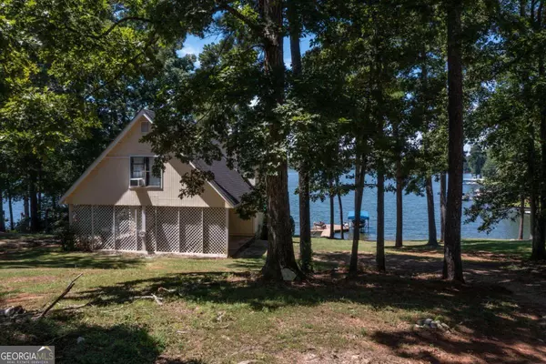 1031 Hawks Bill DR, Greensboro, GA 30642