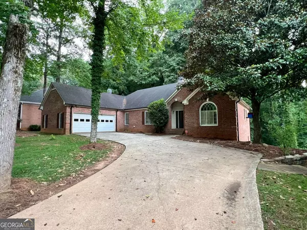 Alpharetta, GA 30004,5035 Hamptons Club DR