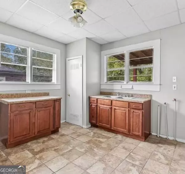 Birmingham, AL 35205,707 Center WAY S