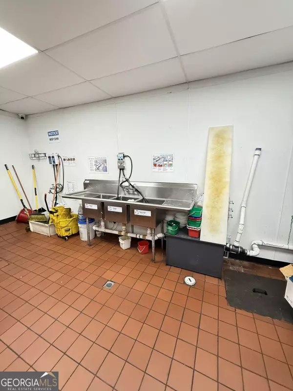 Atlanta, GA 30312,421 Edgewood AVE SE #BUSINESS ONLY