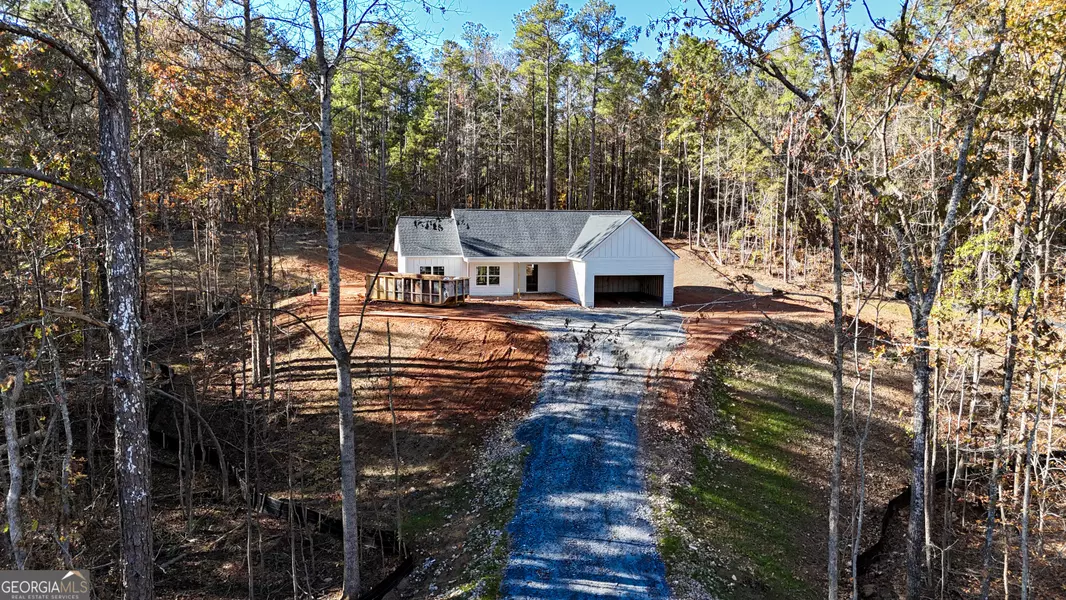 69 Derring CIR, Newnan, GA 30263