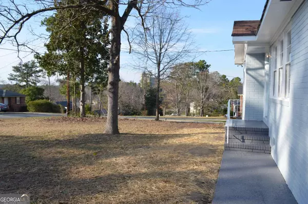 Macon, GA 31206,4940 Pinefield DR