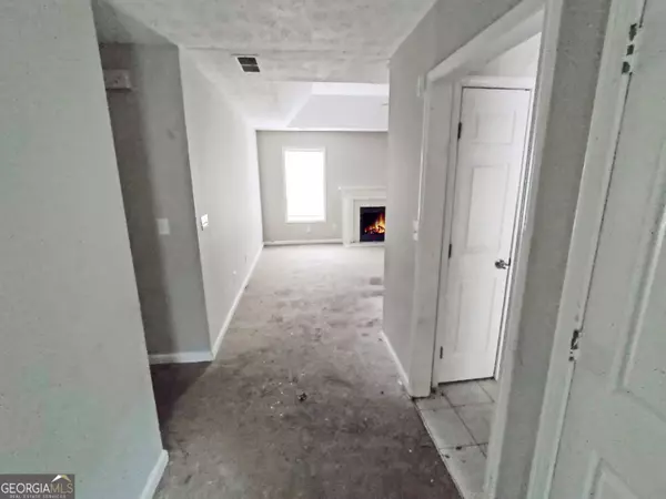 Covington, GA 30016,800 Mills DR