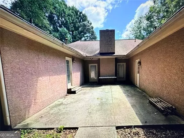 Conyers, GA 30094,1509 SHOAL CREEK DR