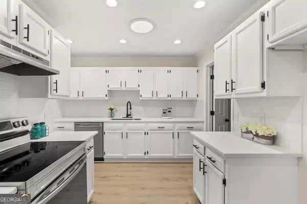 Smyrna, GA 30080,1910 Cooper Landing DR SE