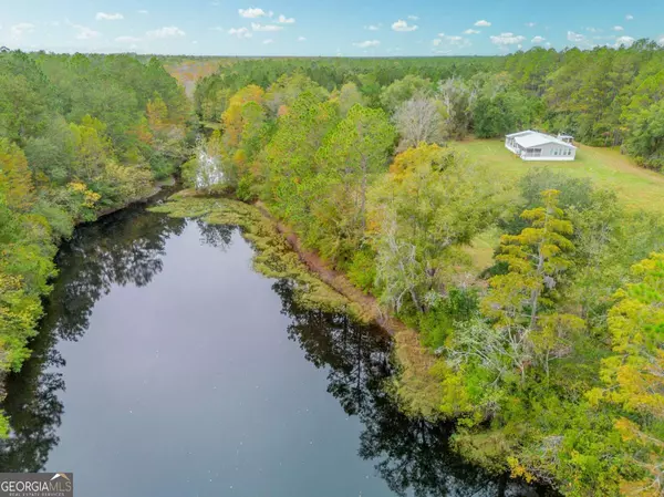 Waycross, GA 31503,1690 Smith RD