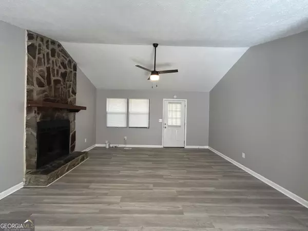 Winston, GA 30187,8937 Tweeddale DR