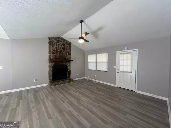 Winston, GA 30187,8937 Tweeddale DR