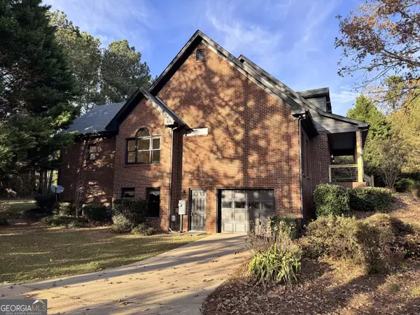 Loganville, GA 30052,1210 Lancelot CT