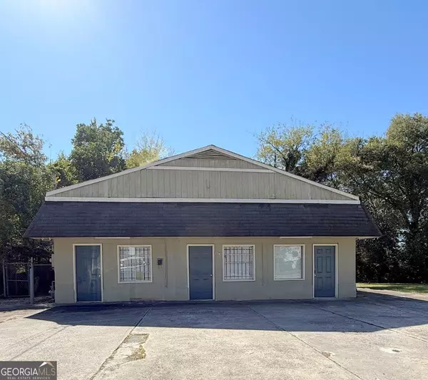 1070 Elm ST, Macon, GA 31201