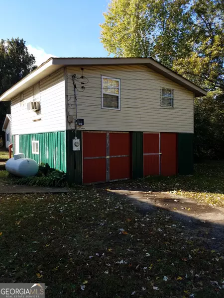 7 David Dr #B, Hampton, GA 30228