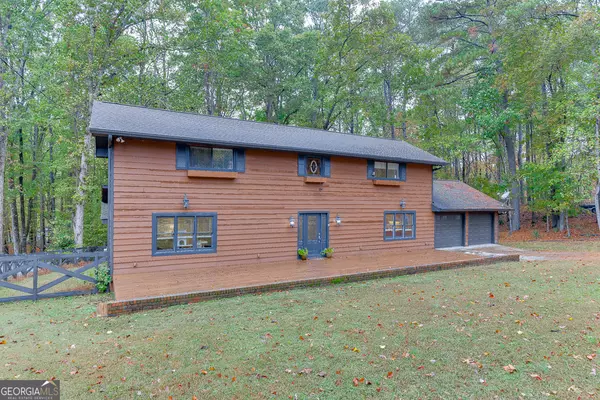 Buford, GA 30518,5984 Dolvin LN