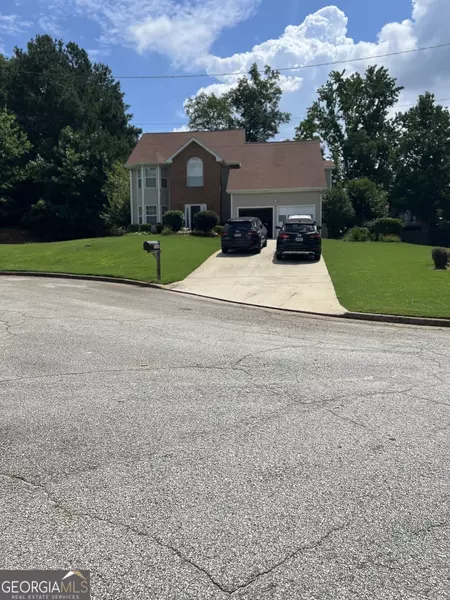 717 Conisburgh CT, Stone Mountain, GA 30087