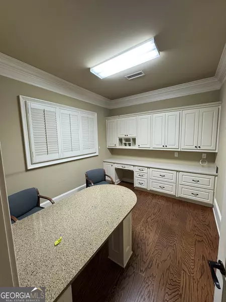 27 City Square Street, Hoschton, GA 30548