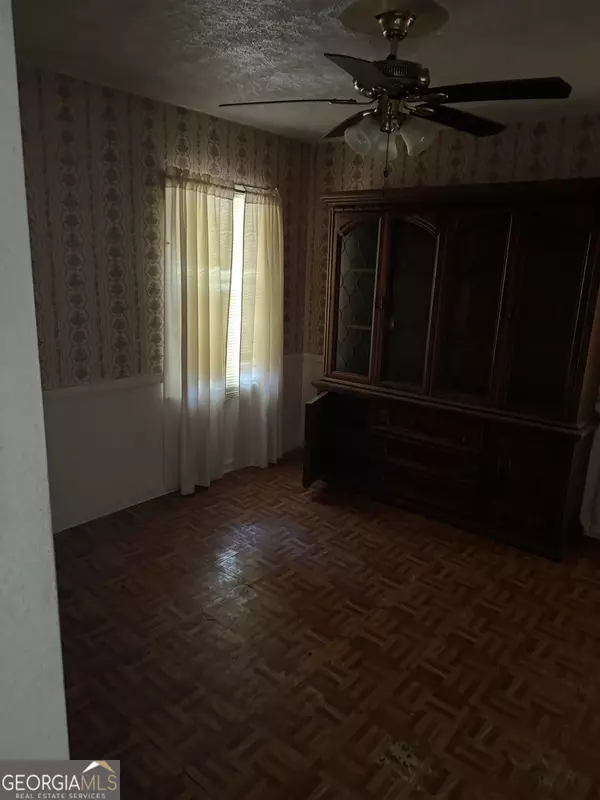 Atlanta, GA 30311,2200 Beecher CIR SW