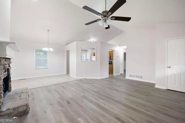 Dallas, GA 30157,698 Fairview DR