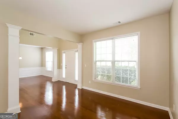 Kennesaw, GA 30144,3180 Elmendorf DR